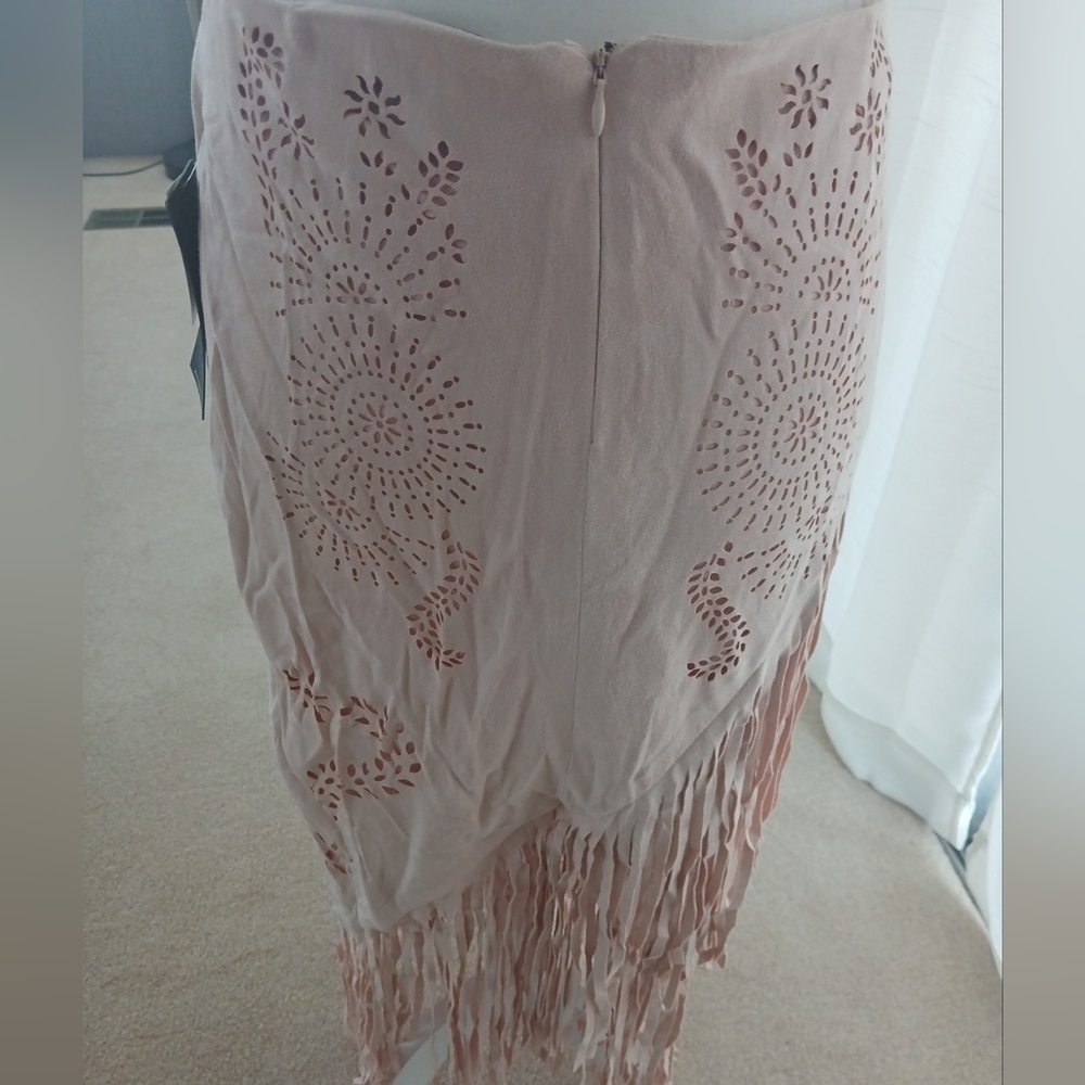 Bagatelle City Skirt Size SM Pink Faux Suede Fringe Cut Out V Hem Festival. Fl - Picture 2 of 12
